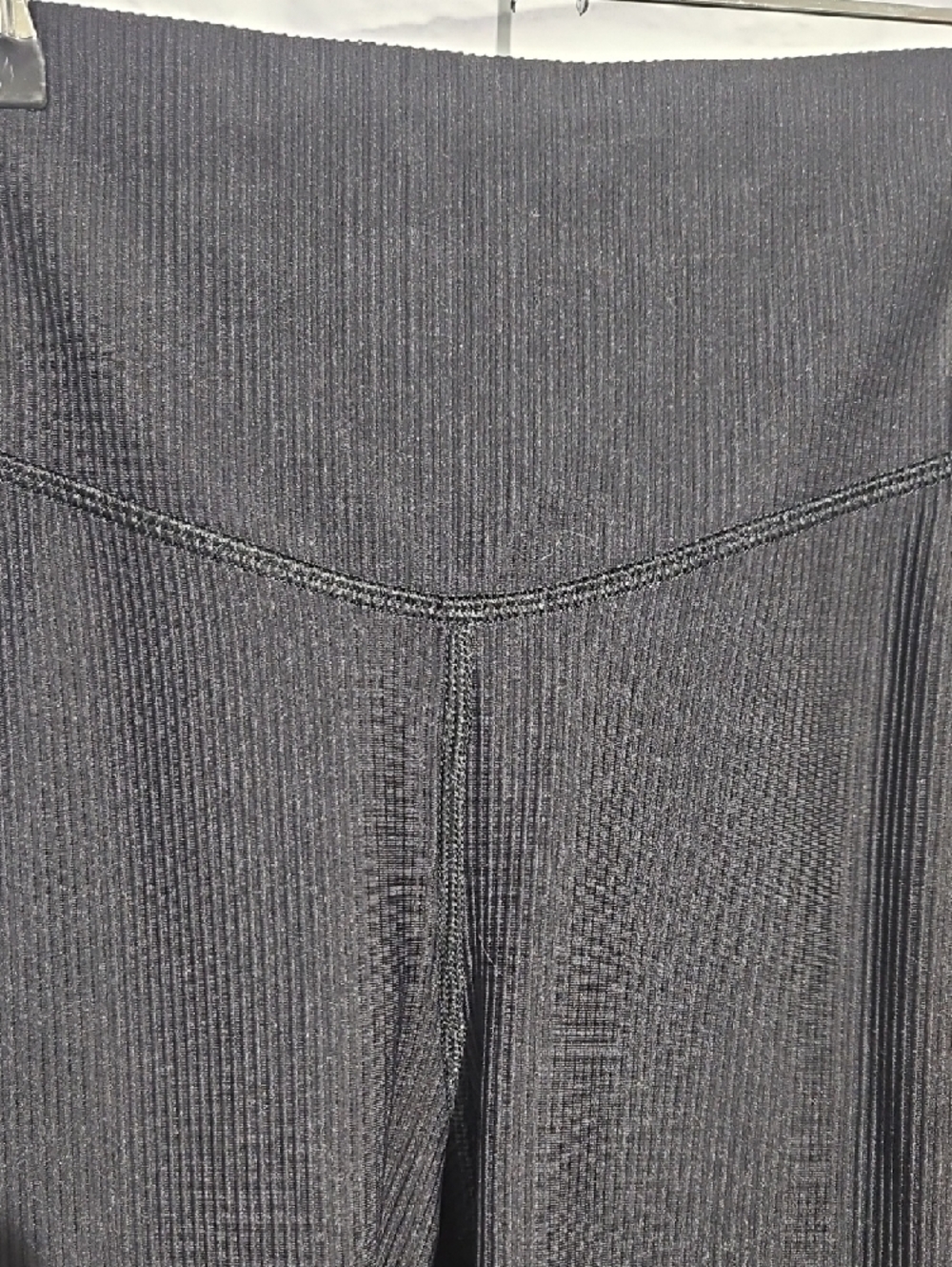Old Navy Powersoft Ribbed Leggings - Picture 3 of 6